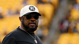 Steelers Should "Take What You Can Get Now" Before A Disgusted Mike Tomlin Decides To Fire Them (Steelers News). Photo by Getty Images