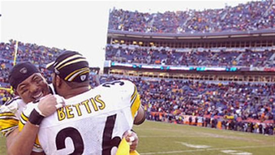 Steelers Hines Ward and Jerome Bettis celebrate