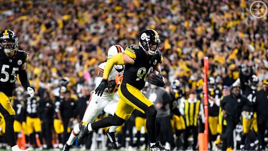 Steelers' TJ Watt recovers a fumble and returns it for a touchdown on Monday Night Football