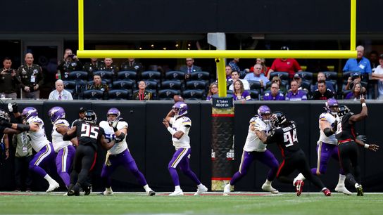 Former Steelers quarterback Josh Dobbs lead the Minnesota Vikings to victory Former Steelers quarterback Josh Dobbs