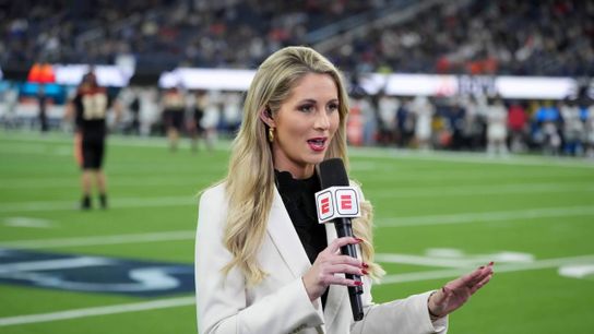 ESPN sideline reporter Laura Rutledge during a Steelers game