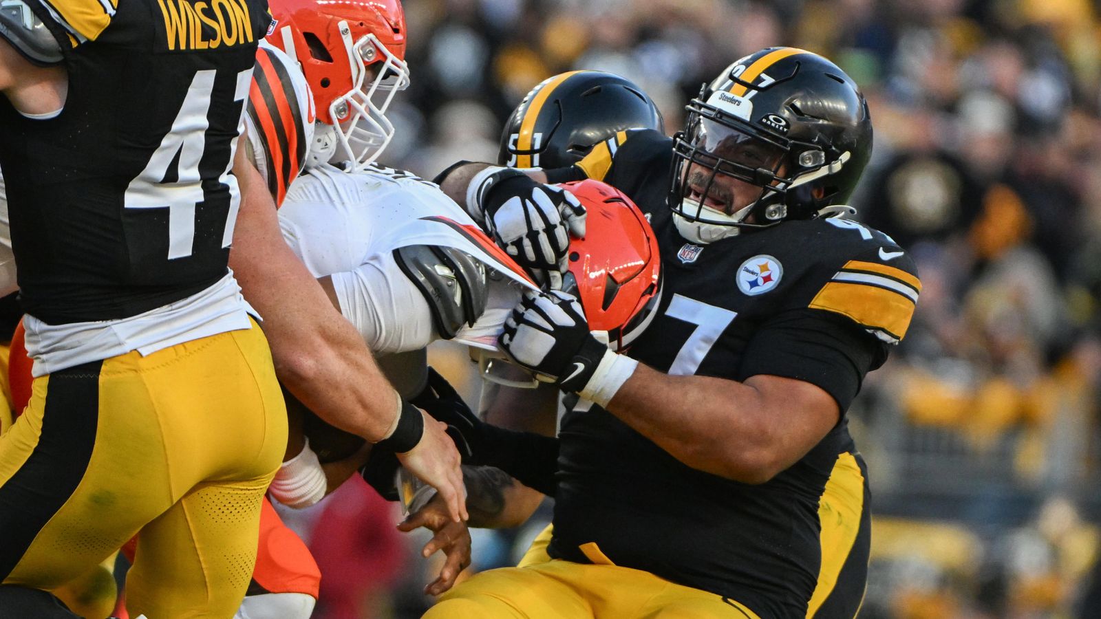 Steelers Likely Waiting For Release Of 2x Pro Bowler To Bolster Defensive Line In 2025 (Steelers News). Photo by Barry Reeger / Imagn Images