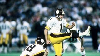 Steelers’ Craig Wolfley Shares Unbelievable Story About Kicker Gary Anderson: “72-Yard FG” (Steelers News). Photo by Steelers.com