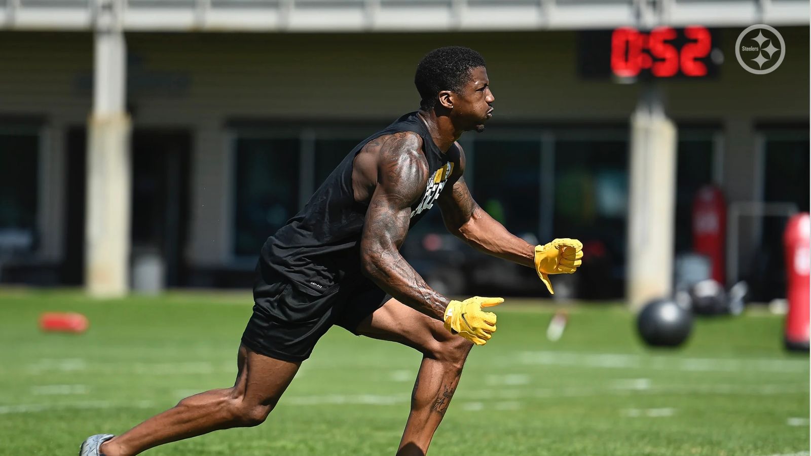 The Steelers Will Have A Tough Decision To Make In 2023 About A Particular  Wide Receiver's Future