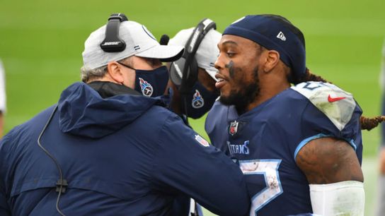 Steelers new Offensive Coordinator Arthur Smith talks to Derrick Henry