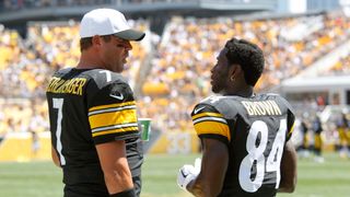 "Ben Roethlisberger, Who They've Basically Babied": LeSean McCoy Wants Steelers Fans To Hear The Truth On Antonio Brown (Steelers News). Photo by Charles LeClaire / Imagn Images