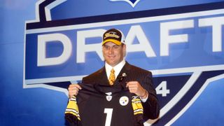 Steelers Legendary QB Ben Roethlisberger Trolls Browns And Bengals Fans On 20th Anniversary Of 2004 NFL Draft (Steelers News). Photo by Tom Berg / Getty Images