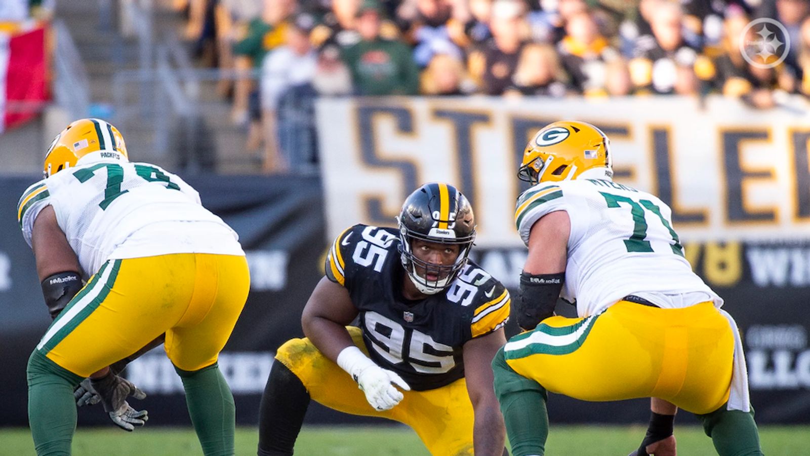 Steelers Find Out Exact Price Omar Khan Must Spend To Keep Keeanu Benton In Pittsburgh (Steelers News). Photo by Arron Anastasia / Pittsburgh Steelers