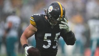 Steelers Fans Must Be Cautiously Optimistic As Cole Holcomb Likely Won't Return In 2024 (Steelers News). Photo by Michael Longo / USA Today Sports