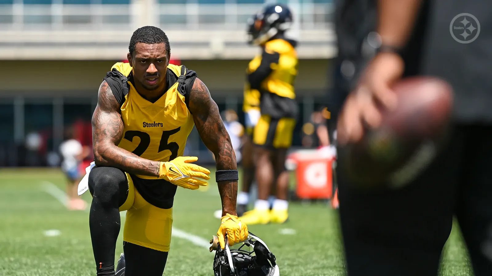 Steelers' DeShon Elliott