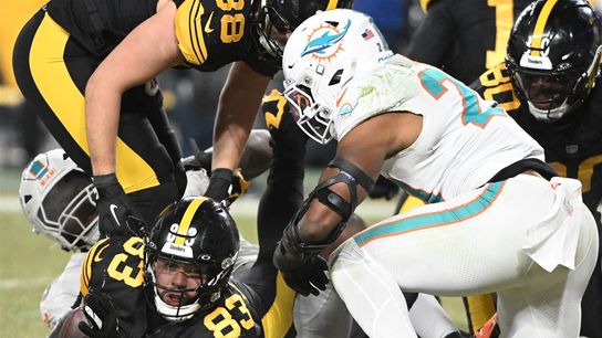 Several Steelers Players Quickly Admit Something Has Changed With Mike Tomlin. Photo by Justin Guido / Post-Gazette