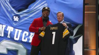 Former Steelers First-Round Pick Bud Dupree Is Excited To Return To Pittsburgh (Steelers News). Photo by Perry Knotts / AP