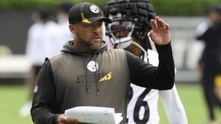 Steelers OC Eddie Faulkner Emphasizes That The Weather Will Not Impact The Team's Offensive Plan In Buffalo (Steelers News). Photo by The Athletic 