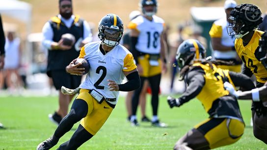 Steelers’ Justin Fields Raises Legitimate Questions About Russell Wilson’s Hold On The Starting Job (Steelers News)