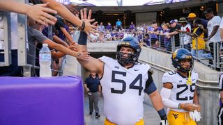 Steelers’ Zach Frazier Did Something Remarkable During His Final College Game At WVU: “I Started Screaming” (Steelers News). Photo by Getty Images