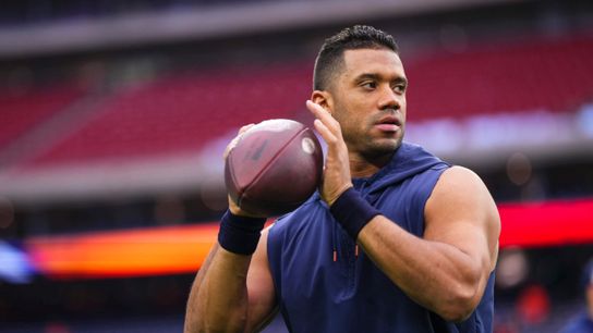 Former Steelers Lineman Slams Quarterback Competition In The Midst Of Building A New Offense (Steelers News)