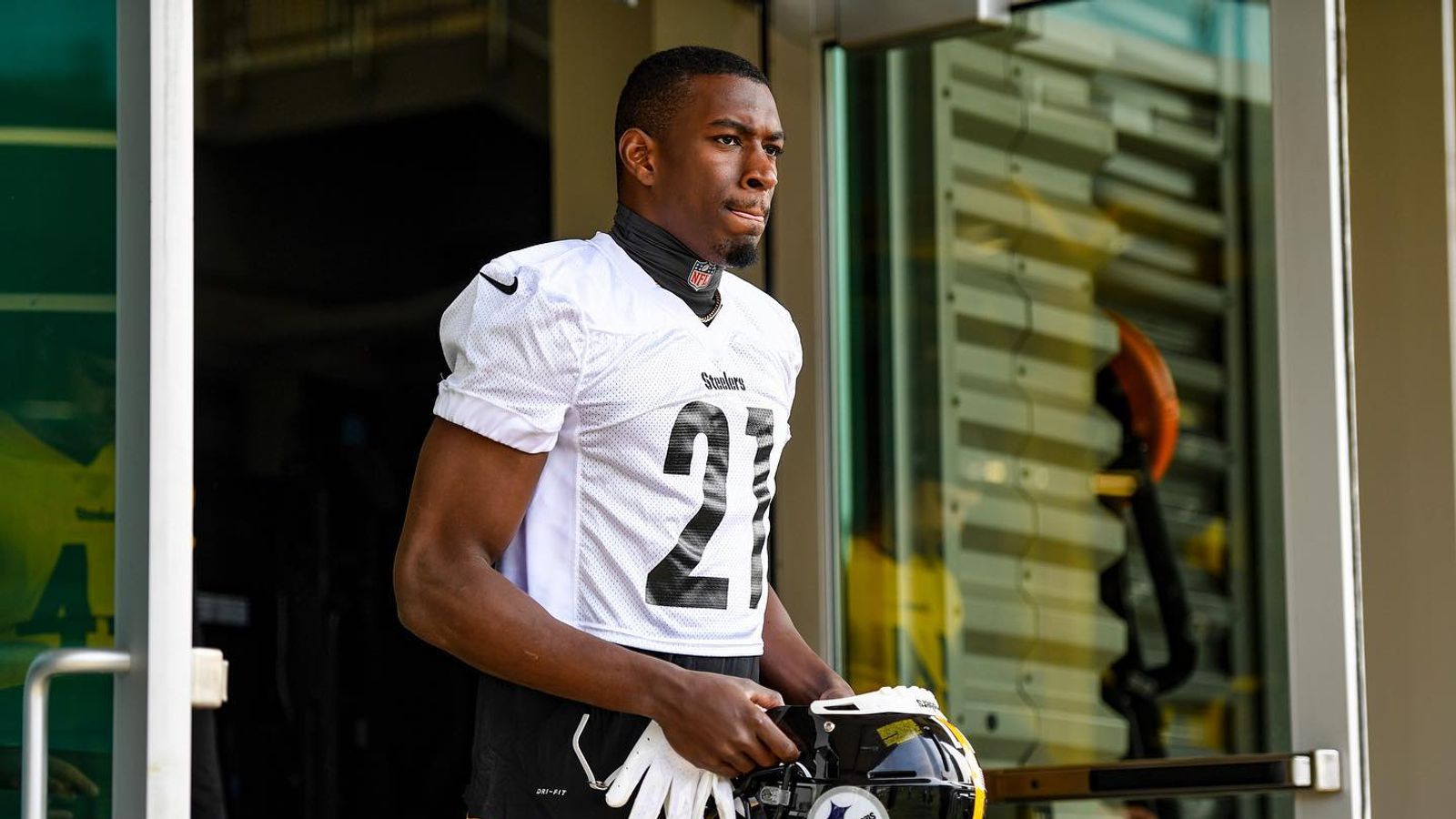 Veteran Steelers WR Impresses Coaches and Teammates