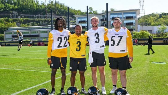Steelers' Hollis Mathis Steelers' Hollis Mathis