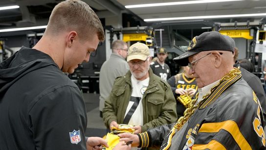 Steelers Catch A Promising Sign Emerging In QB Will Howard's Development. Photo by Courtesy of Andy Choi / Verizon