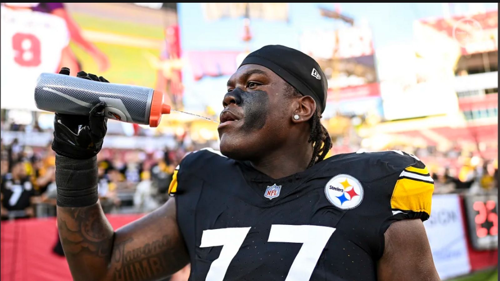 LOOK: Top pics of new Steelers OT Broderick Jones