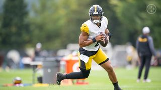 Steelers' Justin Fields Referred To As A "Legitimate Tailback" By Opposing Defensive Coordinator (Steelers News). Photo by Alysa Rubin / Pittsburgh Steelers