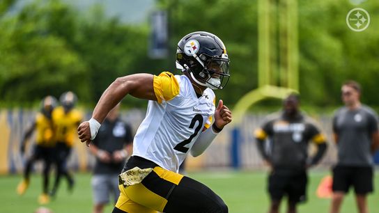 Steelers' Justin Fields