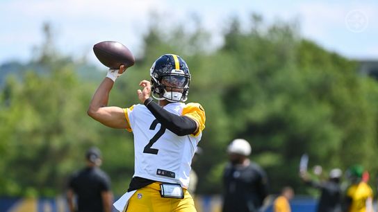 Steelers' Justin Fields