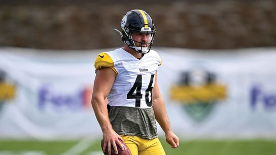 Steelers' Mike Tomlin Hears Strong Words From His Long Snapper (Steelers News)