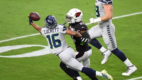 Seahawks Tyler Lockett makes a catch during a game Steelers Tyler Lockett