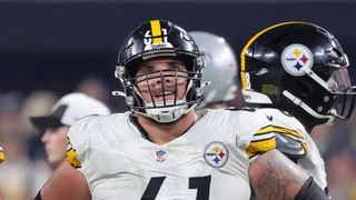 Steelers Missed Their Best Chance At Center Already: "Bring Back Mason Cole" (Steelers News). Photo by Getty Images