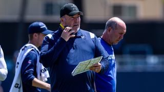 Steelers Now Connected To Questionable 2026 Quarterback Prospect After The Hiring Of Mike McCarthy  (Steelers News). Photo by Jason Parkhurst / Imagn Images