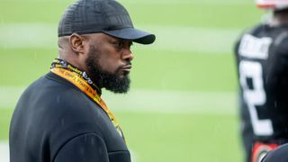 Mike Tomlin's Hypocritical Messaging Has Seriously Grown Old Within The Steelers Organization (Steelers News). Photo by USA Today Sports