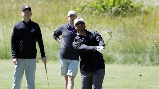 Steelers' quarterback Russell Wilson on the golf course.