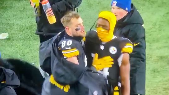 Steelers' Pat Freiermuth Takes Complete Accountability While Slightly Ripping George Pickens (Steelers News)