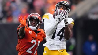 Steelers Not Going To "Break The Bank" For A Wide Receiver (Steelers News). Photo by Getty Images