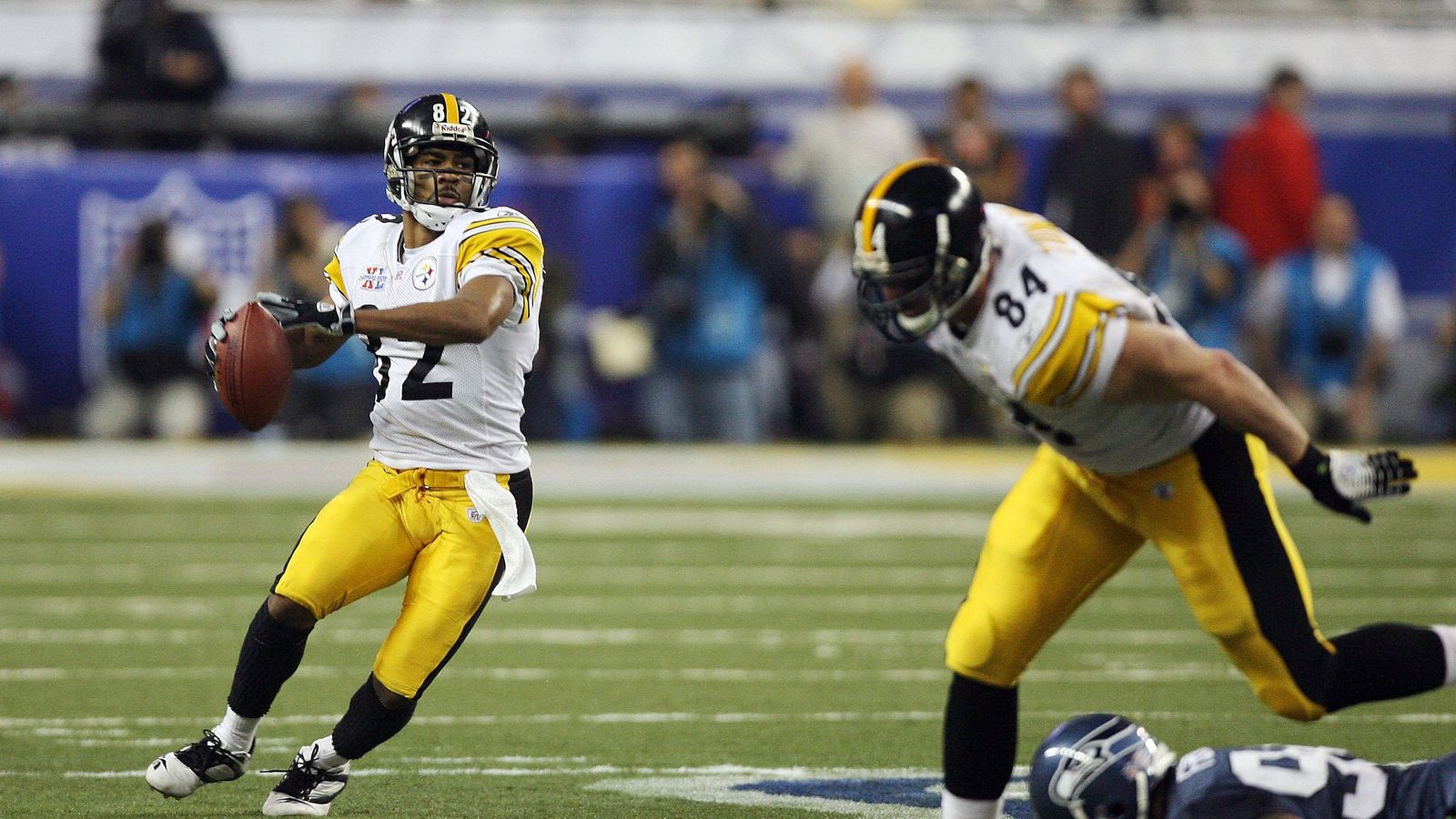 Super Bowl XL: Antwaan Randle El connects with Hines Ward to lead