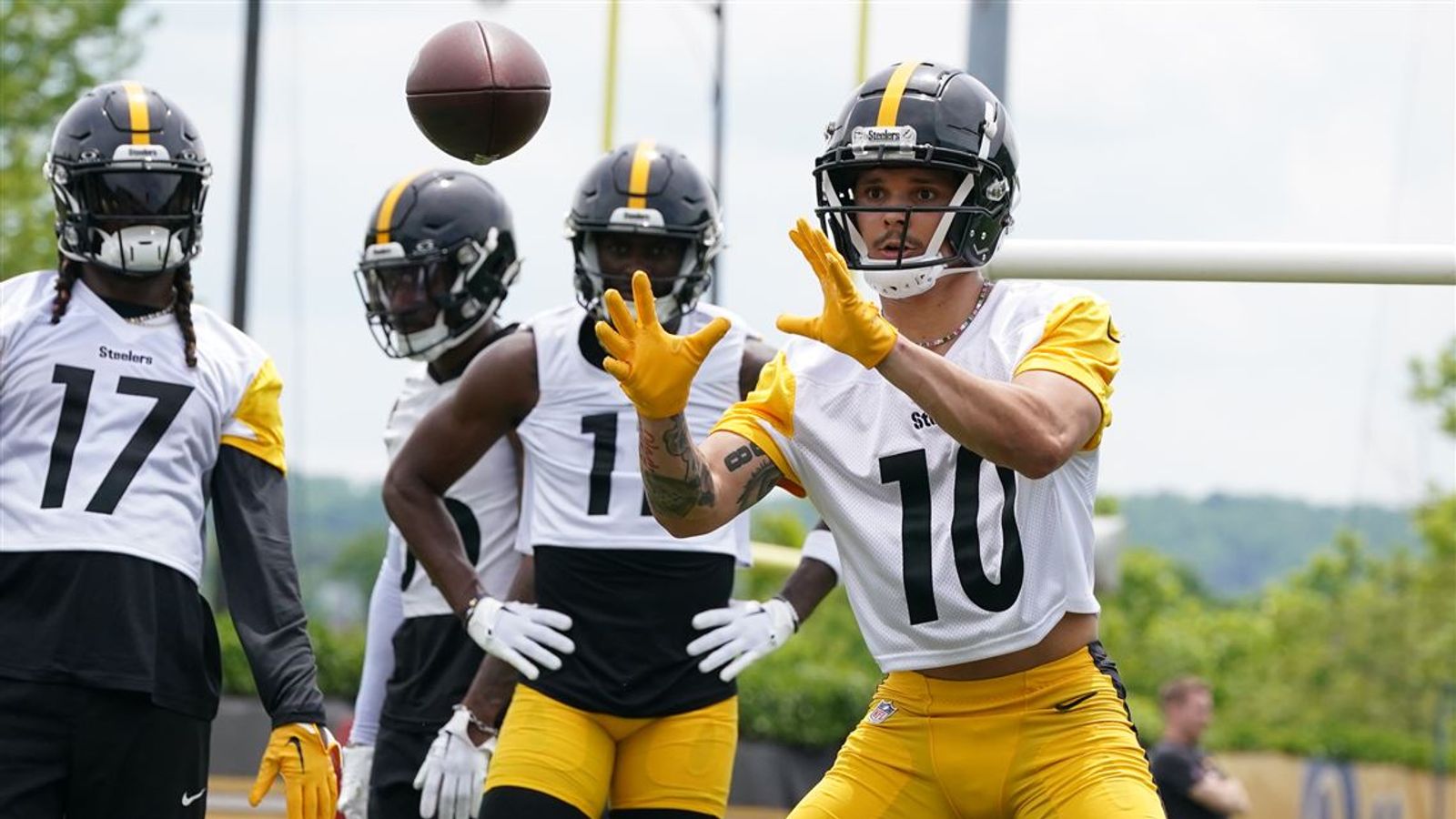 Steelers Not Likely To Make Significant Addition To Receiver Room