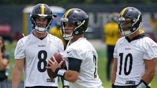 Emergence Of Former Steelers QB Mason Rudolph Caused Internal Conflict: Kenny Pickett Was "Jealous" (Steelers News). Photo by Associated Press