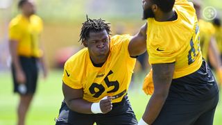 Steelers Need Keeanu Benton; "Just Can't Count On" Unreliable Larry Ogunjobi (Steelers News). Photo by Steelers.com