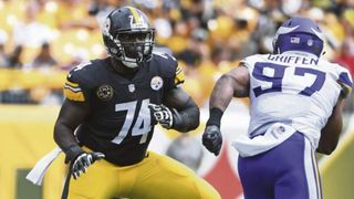 Former Steelers OL Chris Hubbard Forever Grateful To Pittsburgh: "Just A Prestigious Group Of Guys" (Steelers News). Photo by Chaz Palla / Tribune-Review