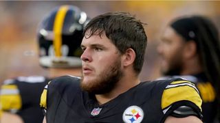 Has Steelers’ Zach Frazier Impressed Enough As Lone Impenetrable Spot On Offensive Line? (Steelers News). Photo by Matt Freed / AP