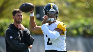 Former Steelers CB Thinks Russell Wilson's Comeback Might Not Survive Justin Fields' Success  (Steelers News). Photo by Steelers.com