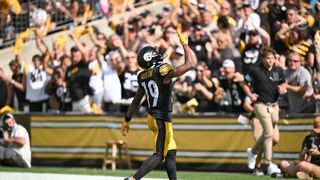 Steelers Have "Fairly Overlapping Skill Sets" At WR And More Variation Is Absolutely Needed Ahead Of Week 4 (Steelers News). Photo by Steelers.com