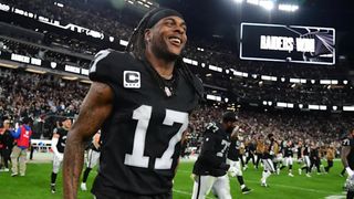 Steelers Are The Perfect Landing Spot For Raiders' Davante Adams: "We Saw What Mike Tomlin Was Able To Do With Antonio Brown" (Steelers News). Photo by Gary A. Vasquez / Imagn Images