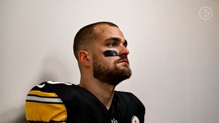 Steelers' Pat Freiermuth Going All Out To Guide Younger Players And Become An Offensive Leader   (Steelers News). Photo by Steelers.com