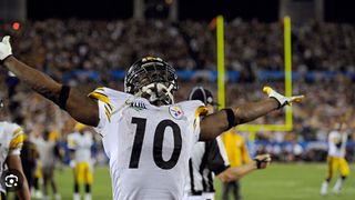 Steelers' Santonio Holmes Shares The Incredible Irony Of The Last Practice Play Before Super Bowl XLIII (Steelers News). Photo by Barton Silverman / New York Times