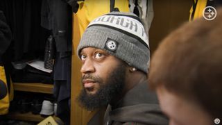 Steelers' Patrick Queen Gives Honest Assessment On How To Stop Jayden Daniels And The Commanders Offense  (Steelers News). Photo by Steelers.com