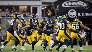 Steelers' Mike Tomlin Said Naming The Team's Exact Identity Is Illusive: "A Slippery Discussion" (Steelers News). Photo by Steelers.com