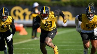 Steelers' Preston Smith Gives OLB Room A Massive Boost Against The Commanders' Run Game (Steelers News). Photo by Steelers.com