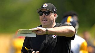 Steelers' Arthur Smith Has Eye-Opening Fact Revealed That Should Give Fans Comfort About The WR Room (Steelers News). Photo by AP